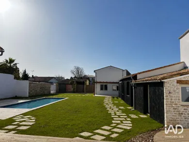 Maison à LA FLOTTE (17630)