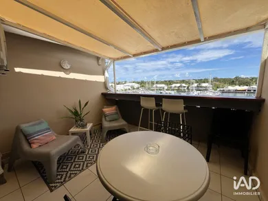 Apartment in SAINT-FRANCOIS (97118)