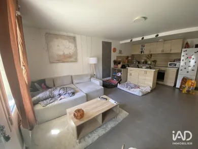 Apartment in CHARLY-SUR-MARNE (02310)