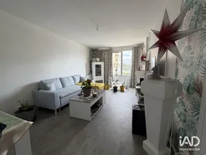 Apartment in VAIRES-SUR-MARNE (77360)