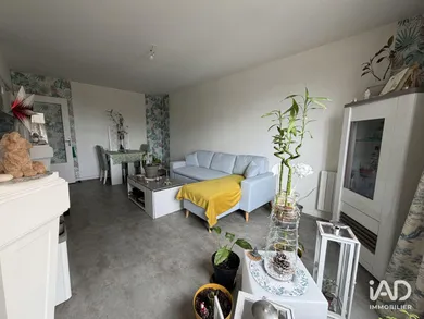 Appartement à VAIRES-SUR-MARNE (77360)