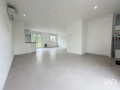 House in VILLUIS (77480)