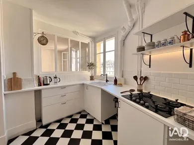 Appartement à PARIS (75016)