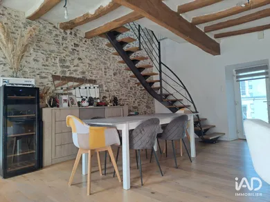 Maison à LE MESNIL-EN-VALLÉE (49410)