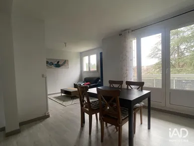 Appartement à TINQUEUX (51430)