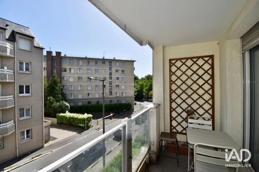 Appartement à LE KREMLIN-BICÊTRE (94270) photo 3