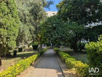 Appartement à MARSEILLE (13011)