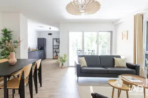 Apartment in SAINT-BARTHÉLEMY-D'ANJOU (49124)