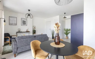 Appartement à SAINT-BARTHÉLEMY-D'ANJOU (49124)
