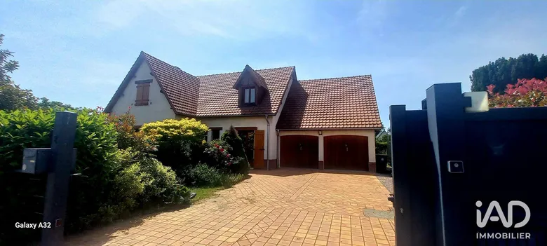 Maison 6 pièces 143 m² · aux Authieux-sur-le-Port-Saint-Ouen · 143 m² · 399 900 €