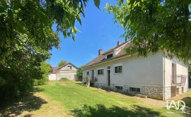 House in LOUYE (27650)