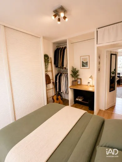 Apartment in PARIS (75015)