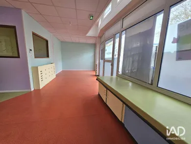 Commercial walls in ASNIÈRES-SUR-SEINE (92600)