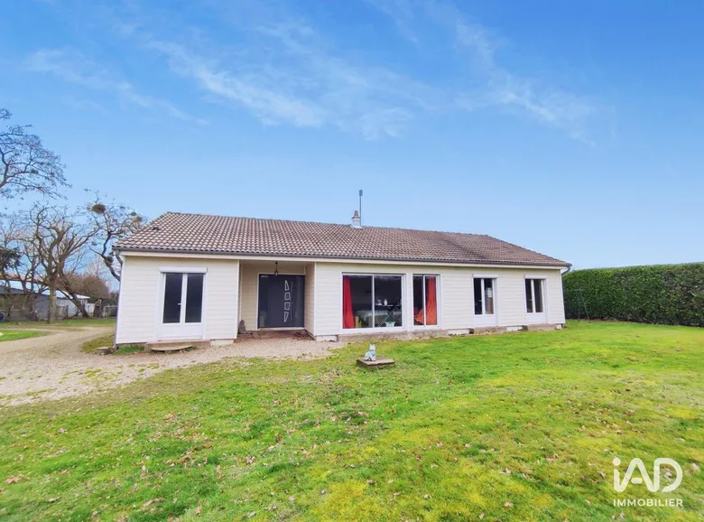 Maison 6 pièces 144 m² · à Civaux · 144 m² · 189 000 €