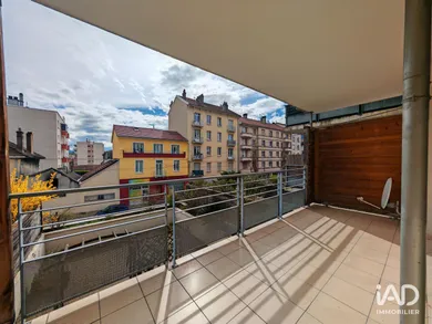 Apartment in FONTAINE (38600)