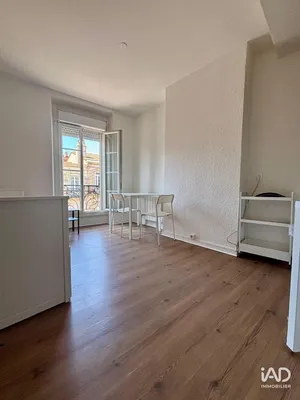 Appartement à BORDEAUX (33800)