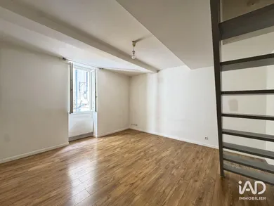 Appartement à TRETS (13530)