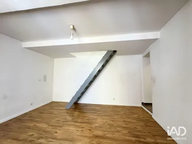 Appartement à TRETS (13530)