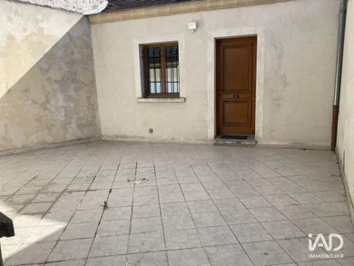 Apartment in CHARLY-SUR-MARNE (02310)