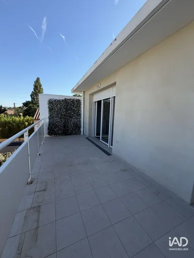 Appartement à SALON-DE-PROVENCE (13300)