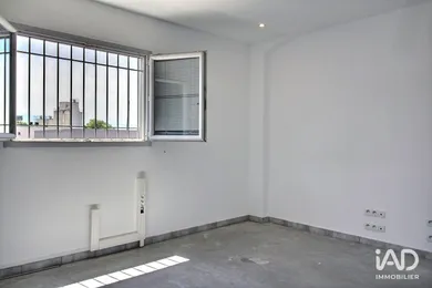 Office in VEDÈNE (84270)