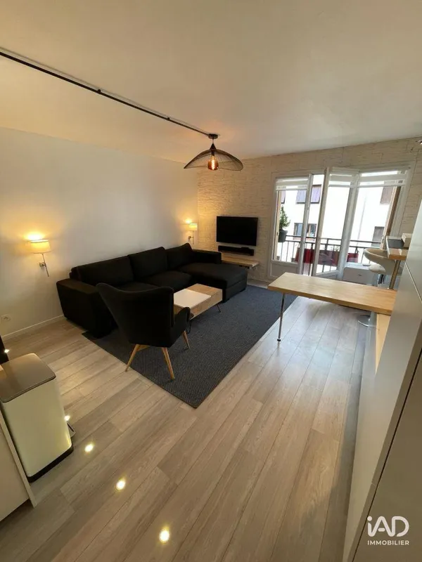 Appartement à SURESNES (92150) photo 2