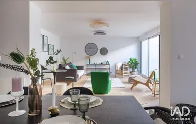 Appartement à DÉCINES-CHARPIEU (69150)