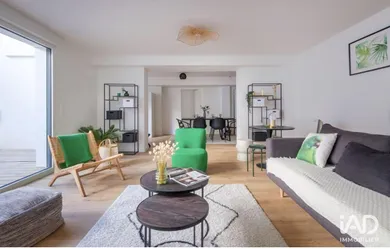 Appartement à DÉCINES-CHARPIEU (69150)