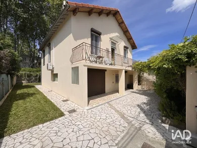 Maison à AVIGNON (84000)