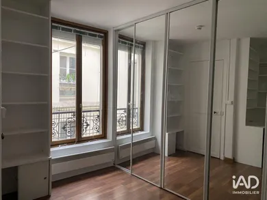Appartement à PARIS (75018)