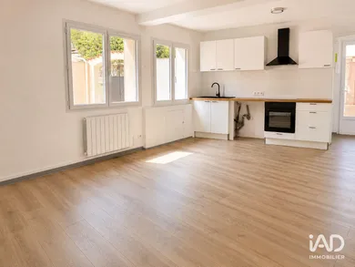 Apartment in TOULON (83000)