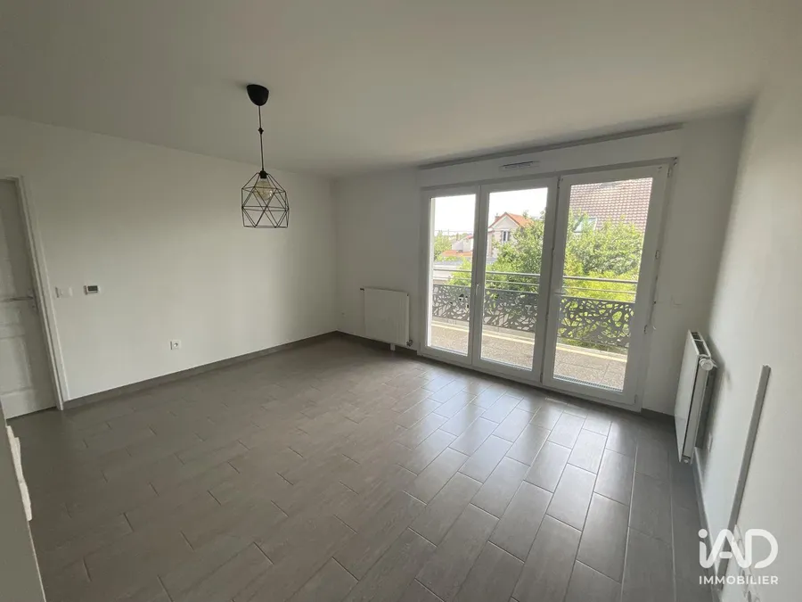 Appartement à CORMEILLES-EN-PARISIS (95240) photo 3