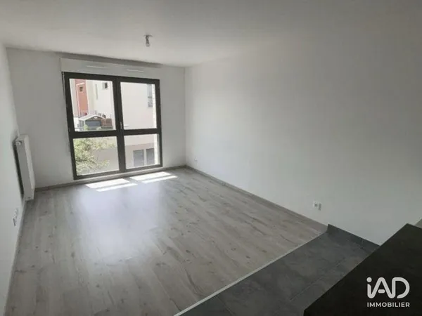 Appartement à SAINT-CYR-L'ÉCOLE (78210) photo 2