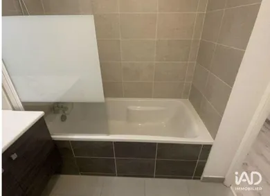 Appartement à SAINT-CYR-L'ÉCOLE (78210)