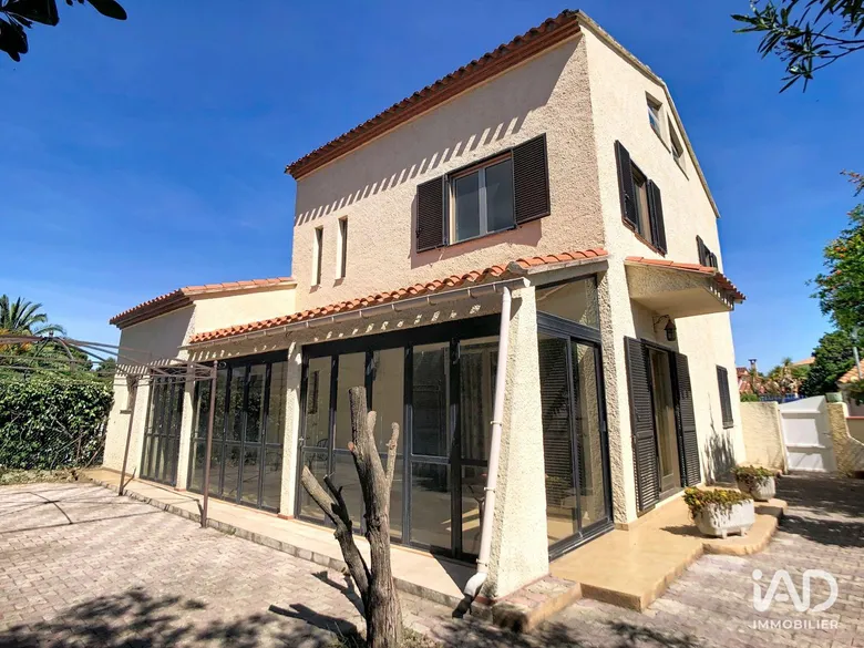 Maison 4 pièces 138 m² · à Saint-Cyprien · 138 m² · 380 000 €