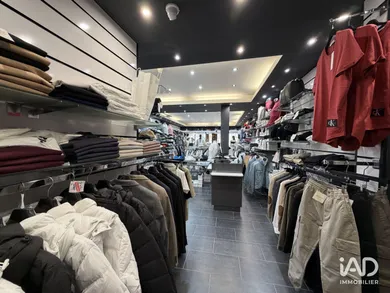 Commercial in MEAUX (77100)
