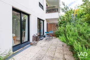 Apartment in MONTROUGE (92120)