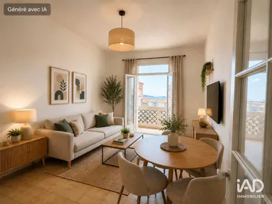 Appartement à TOULON (83000)