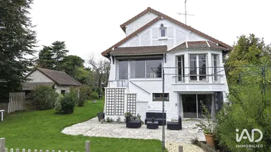 Maison à FRENEUSE (78840)