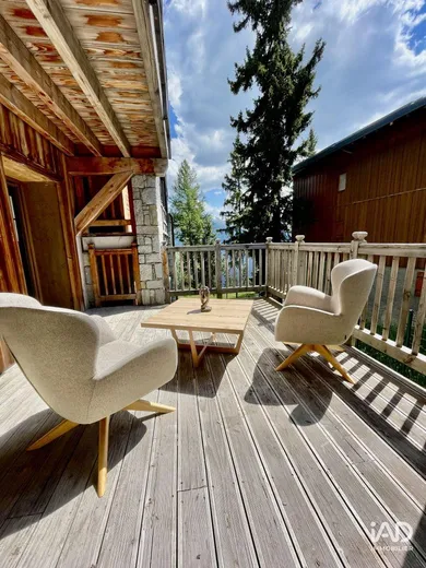 Appartement à MONTVALEZAN (73700)