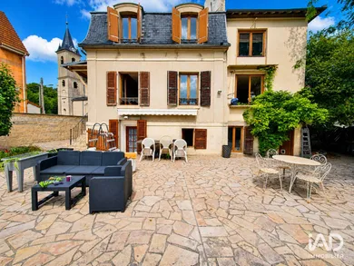 Maison à COUBRON (93470)