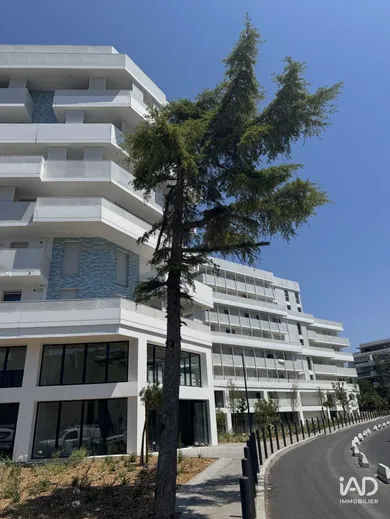 Commercial in MARSEILLE (13010)