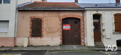 Traditional house in LA ROCHE-SUR-YON (85000)