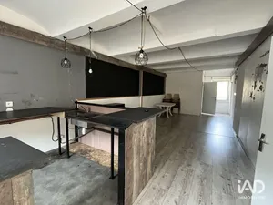 Commercial in LIVRON-SUR-DRÔME (26250)
