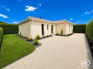 House in ALLAN (26780)