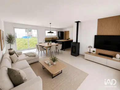 House in ALLAN (26780)