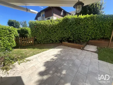 Apartment in POISY (74330)