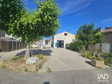Bar-brasserie à SAINT-JULIEN-DE-PEYROLAS (30760)