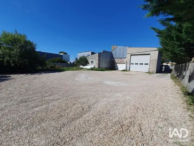 Commercial walls in MEAUX (77100)