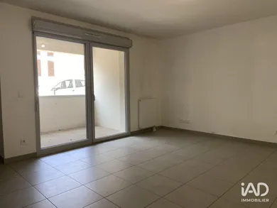 Appartement à SAINT-JEAN-DE-BRAYE (45800)